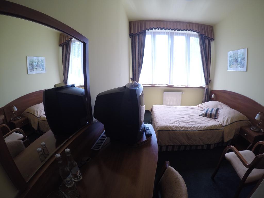Hotel Saol Криниця-Здруй Екстер'єр фото