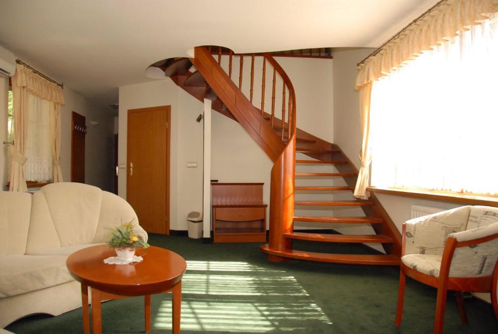 Hotel Saol Криниця-Здруй Екстер'єр фото